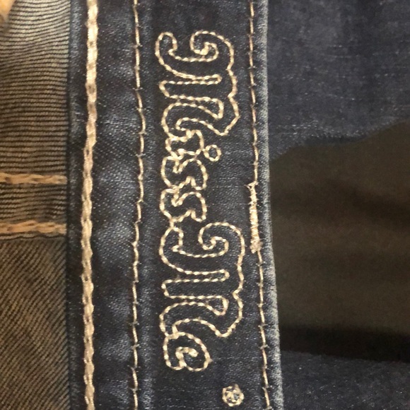 Capris - Picture 2 of 5